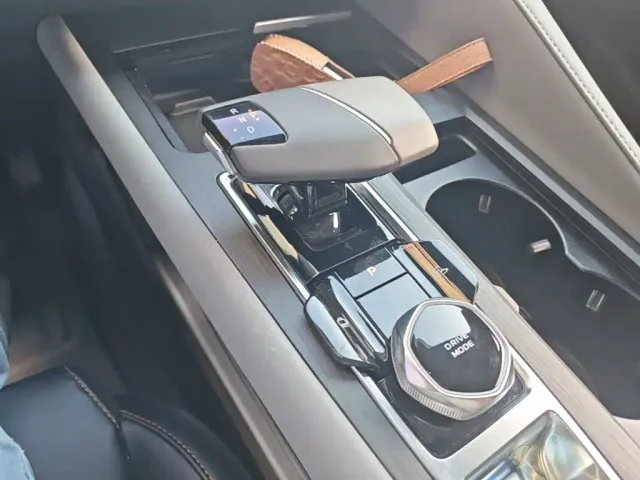 Changan CS75 Plus — Фото автомобиля 13