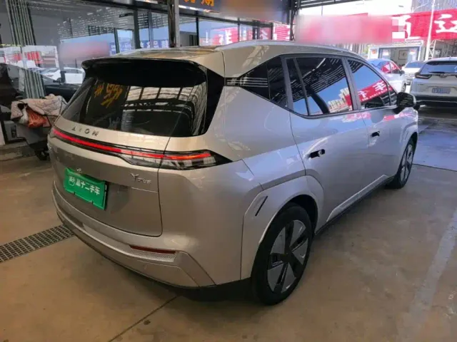 GAC Aion Y — Фото автомобиля 6