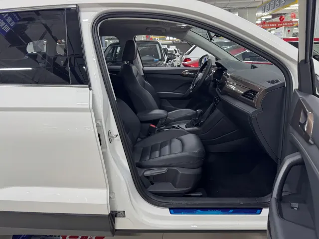 Volkswagen Tharu — Фото автомобиля 13