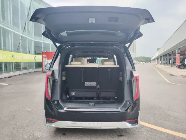 GAC Trumpchi M8 — Фото автомобиля 10
