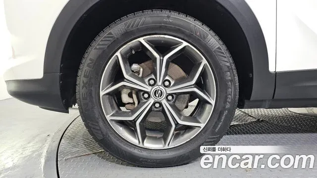 KGM Korando Beautiful — Фото автомобиля 5