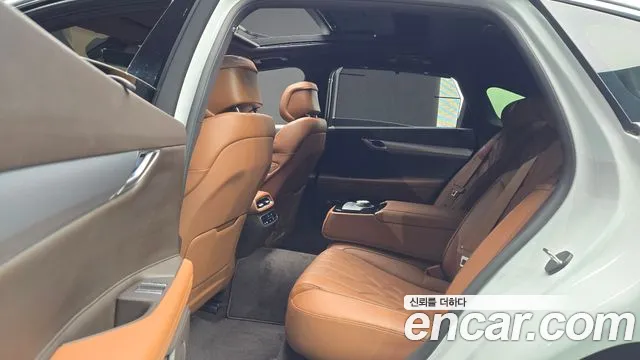 Genesis G80 Бензин 2.5 турбо AWD — Фото автомобиля 9