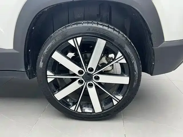 Geely Geely ICON 2023 Model 1.5TD Chocolate Deluxe Edition — Фото автомобиля 19