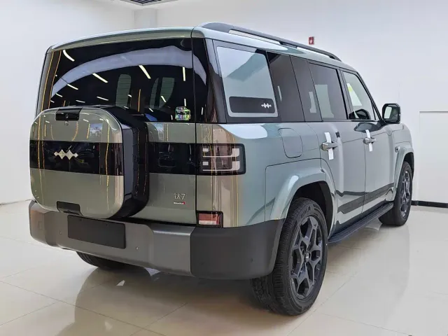 BYD FangChengBao Titanium 7 — Фото автомобиля 9