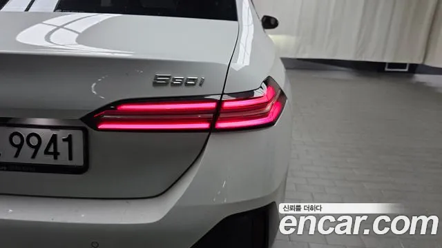 BMW 5-Series 5 серия (G60) 530i xDrive M Sport — Фото автомобиля 21