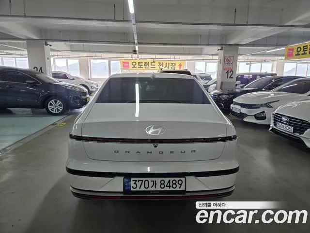 Hyundai Grandeur GN7 — Фото автомобиля 4