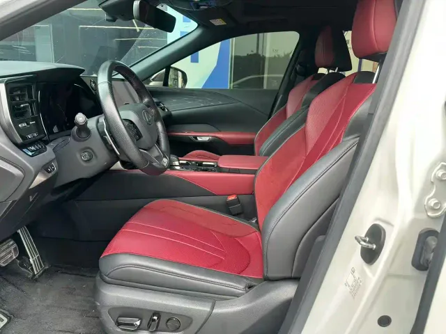 Lexus RX — Фото автомобиля 6