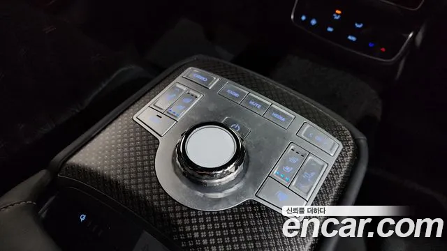 Genesis G80 Бензин 2.5 турбо AWD — Фото автомобиля 11