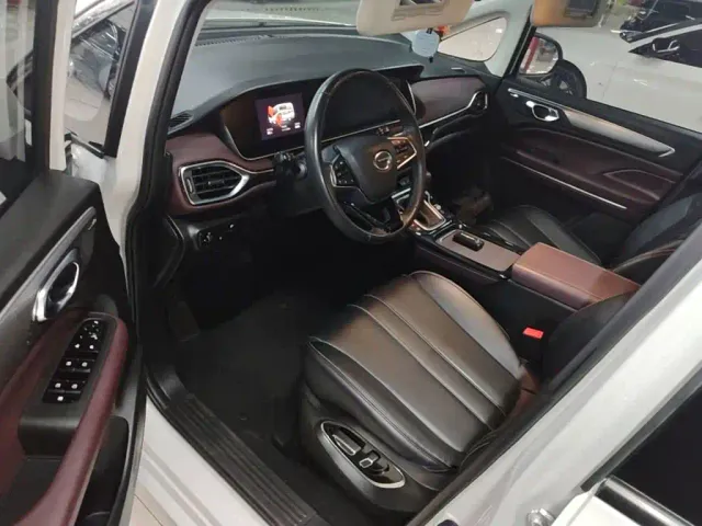 GAC Trumpchi M6 — Фото автомобиля 15