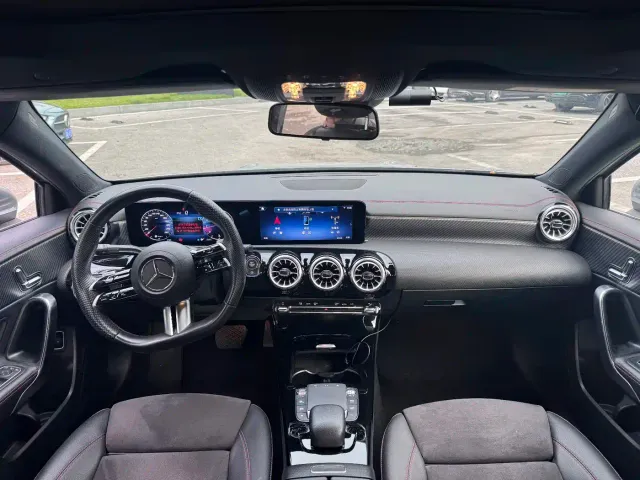 Mercedes-Benz A-Class — Фото автомобиля 4