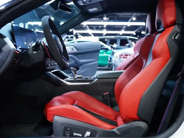 BMW M4 — Фото автомобиля 17