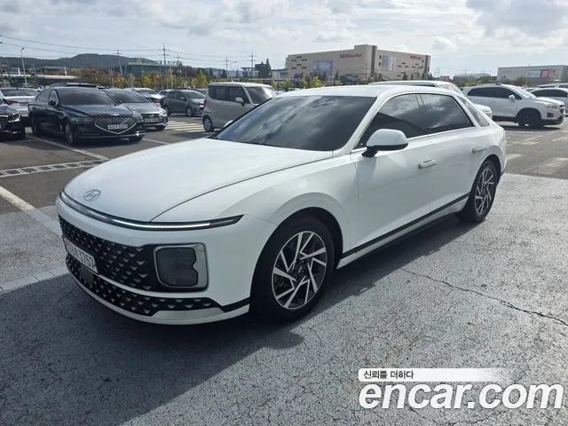 Hyundai Grandeur GN7 — Фото автомобиля 7