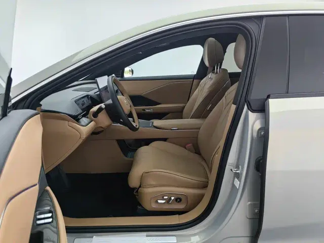 Toyota BoZhi 7 — Фото автомобиля 10