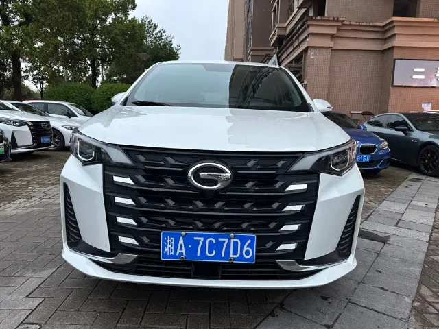 GAC Trumpchi M6 — Фото автомобиля 2