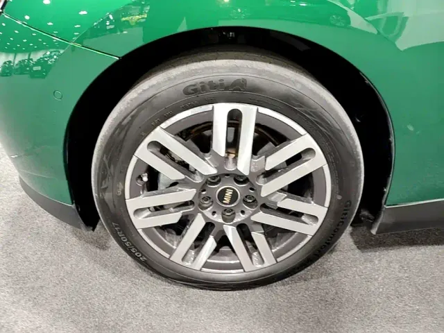 MINI Cooper — Фото автомобиля 22