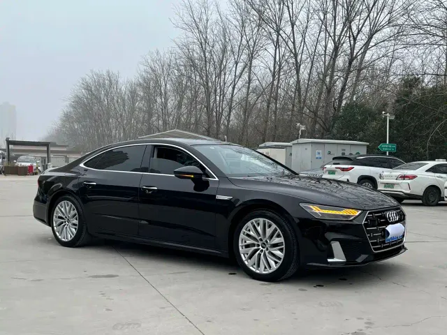 Audi A7L — Фото автомобиля 7