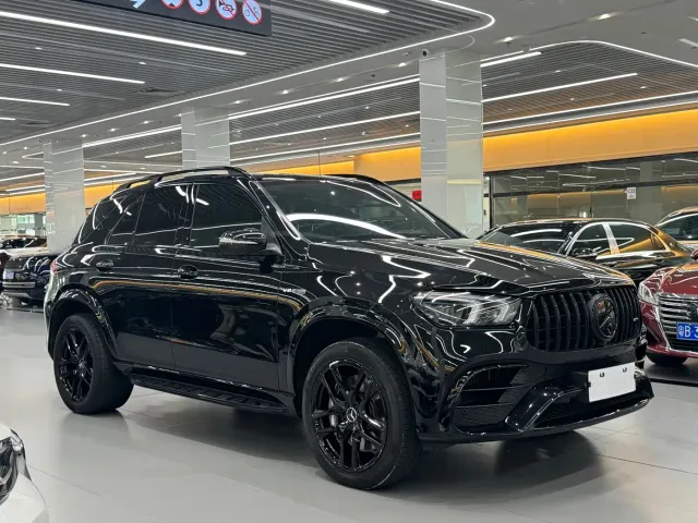 Mercedes-Benz GLE-Class AMG — Фото автомобиля 3