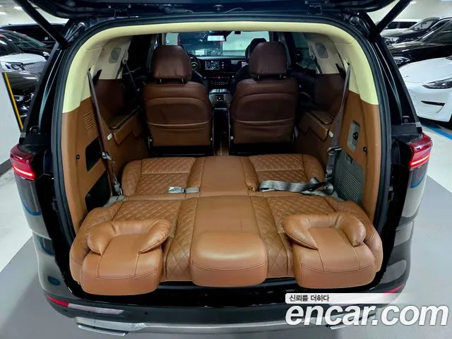 Kia Canival Carnival 4 поколение Бензин 9 мест Hi-Limousine(Спецкузов) — Фото автомобиля 17