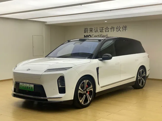Nio ES8 — Фото автомобиля 2