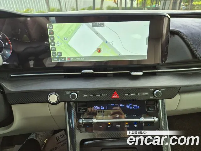 Kia Carnival Generation 4 — Фото автомобиля 9