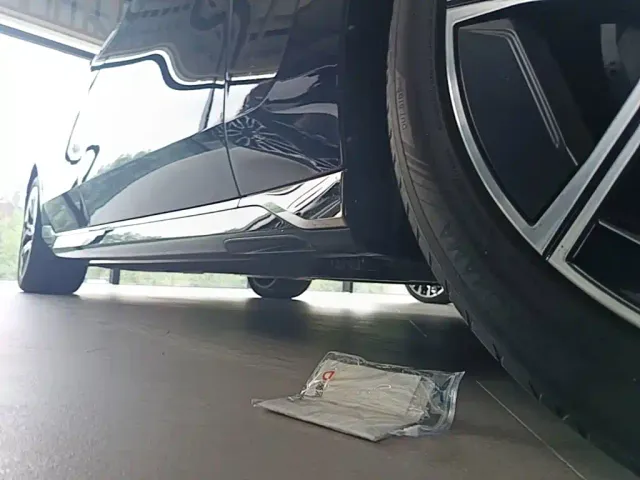 BMW 7 Series — Фото автомобиля 2