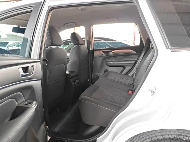 Haval M6 — Фото автомобиля 6
