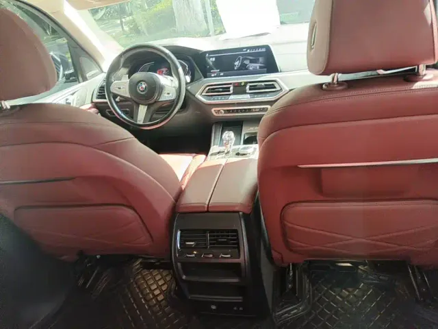 BMW X5 — Фото автомобиля 12