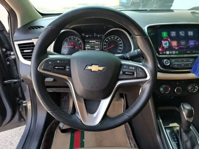 Chevrolet Monza — Фото автомобиля 10