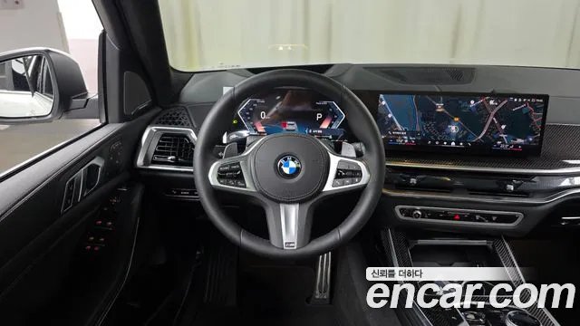 BMW X7 — Фото автомобиля 11