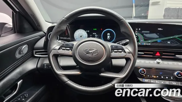 Hyundai AVANTE Avante (CN7) — Фото автомобиля 13