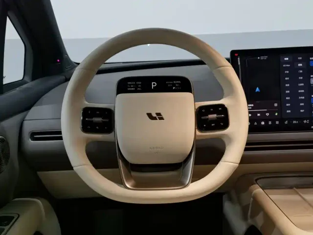 Li Auto i6 — Фото автомобиля 11