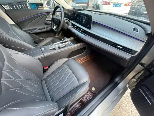 Chery Arrizo 8 — Фото автомобиля 5
