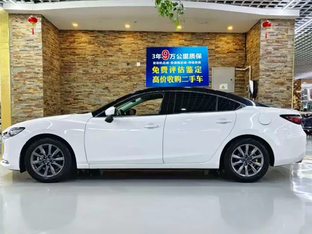 Mazda Atenza — Фото автомобиля 3