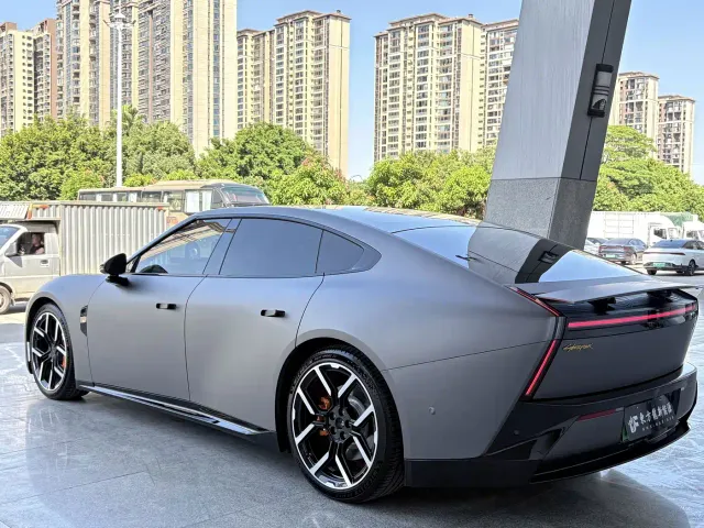 Xpeng P7 — Фото автомобиля 7