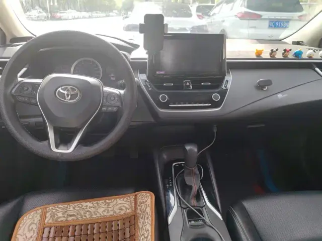 Toyota Corolla — Фото автомобиля 12