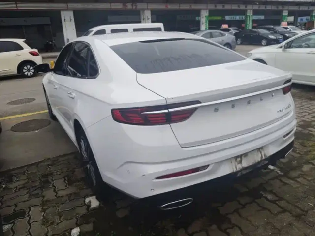 Geely Xingrui — Фото автомобиля 4