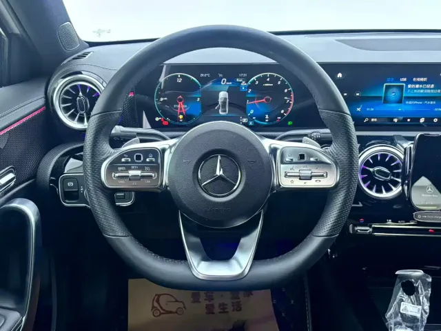Mercedes-Benz A-Class — Фото автомобиля 14
