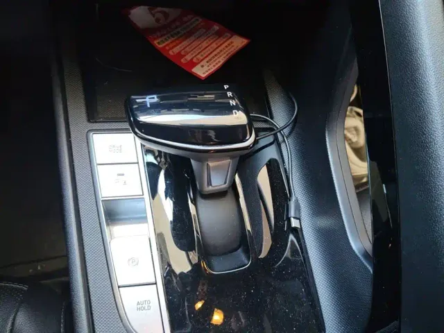 Hyundai Elantra — Фото автомобиля 6