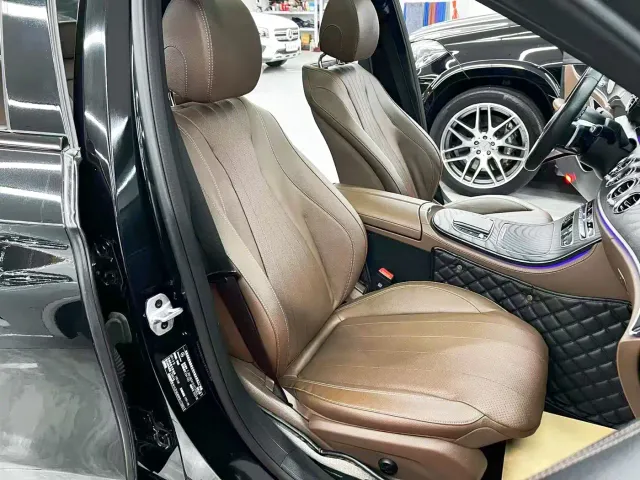 Mercedes-Benz E-Class — Фото автомобиля 18