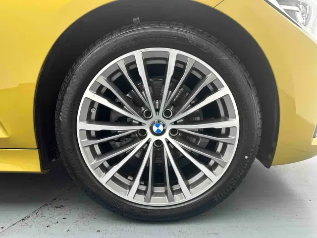 BMW 3 Series — Фото автомобиля 8