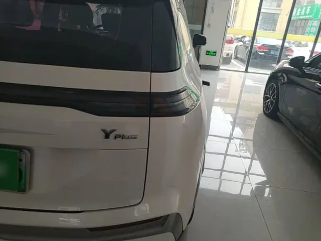 GAC Aion Y — Фото автомобиля 7