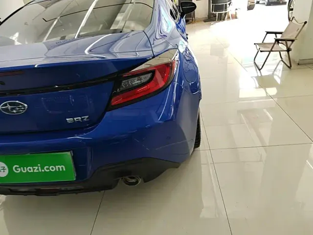 Subaru BRZ — Фото автомобиля 7