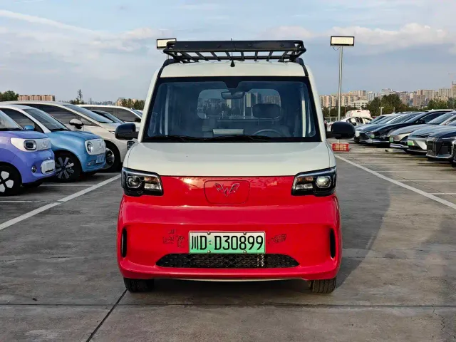 Wuling Zhiguang NEV — Фото автомобиля 2