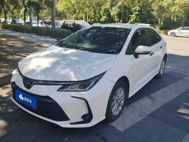 Фотография автомобиля — Toyota Corolla