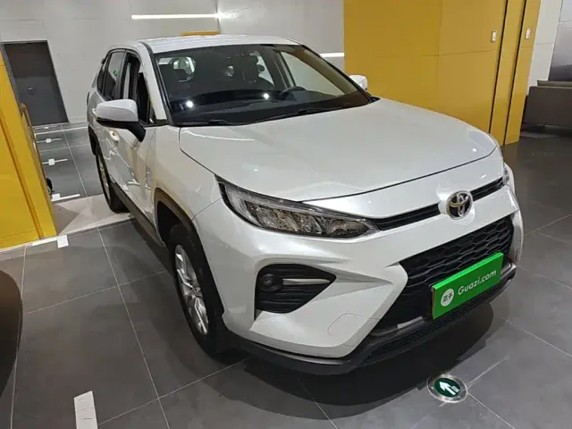 Toyota Wildlander — Фото автомобиля 3