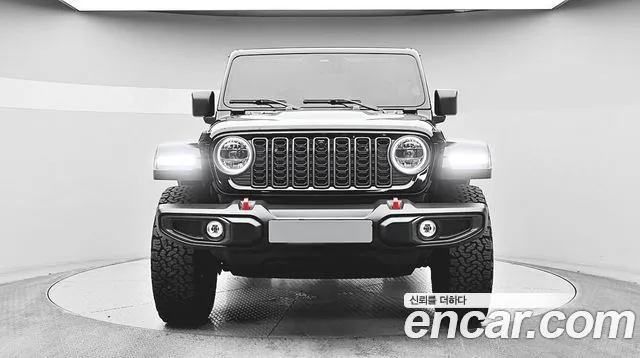Jeep Wrangler JL — Фото автомобиля 3