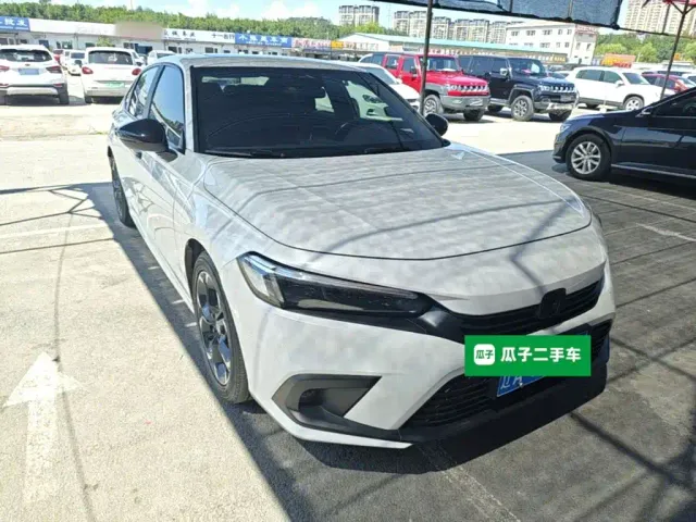 Honda Civic — Фото автомобиля 3