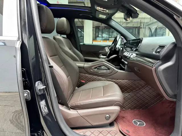 Mercedes-Benz GLS-Class — Фото автомобиля 9