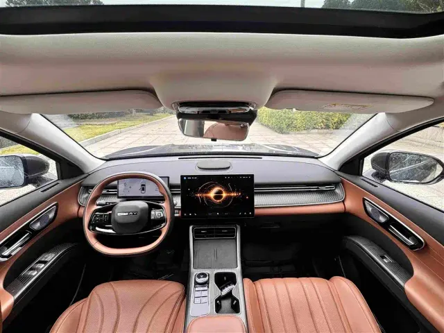 Chery Tiggo 8 — Фото автомобиля 8