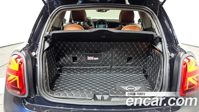 Mini Cooper — Фото автомобиля 20